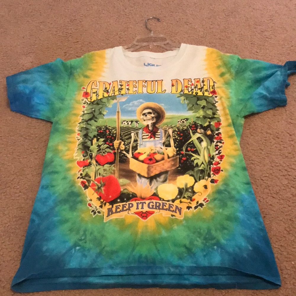 Tie Dye grateful dead shirt